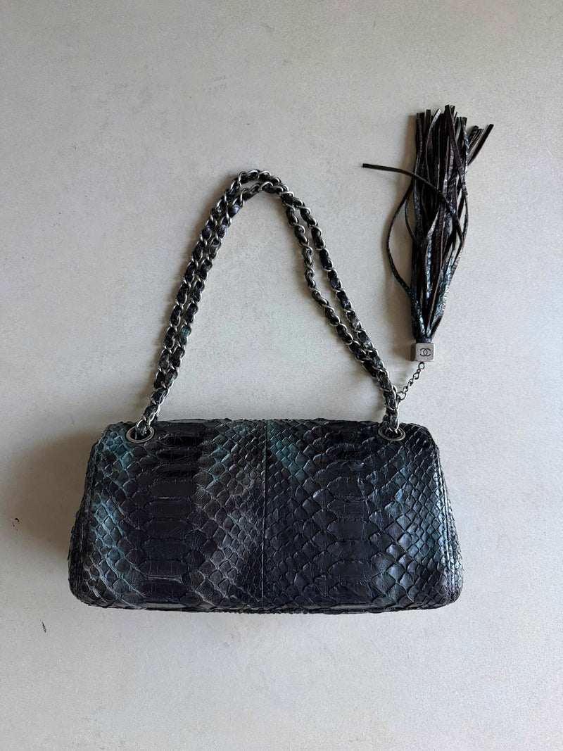 CHANEL SOHO FLAP BAG