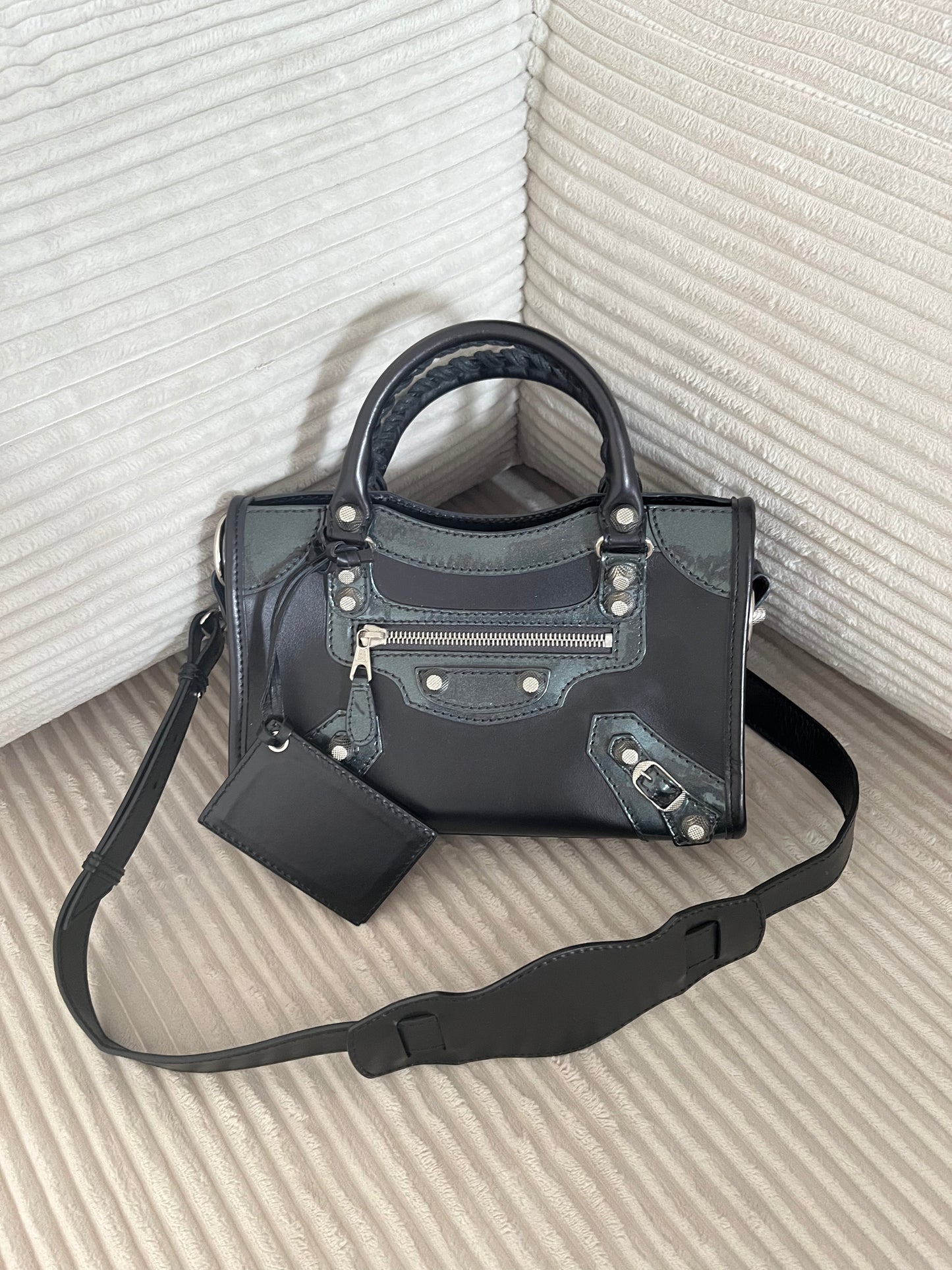 BALENCIAGA BLACK LEATHER MINI CITY BAG